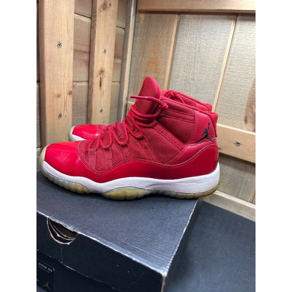 Nike Air Jordan 11 Retro "Win Like 96" Gym Red Sneakers Size 7Y / 8.5 Womens - Picture 12 of 12